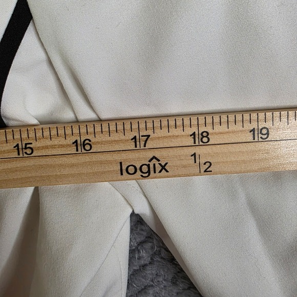 Calvin Klein Women's White Black Trim Zip Blazer Jacket Size 10P Petite - Picture 6 of 11